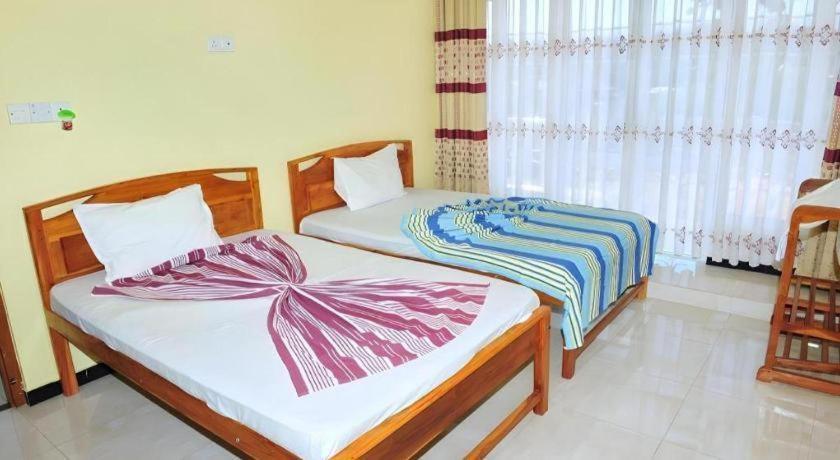 Hotel Glee Trincomalee Kültér fotó