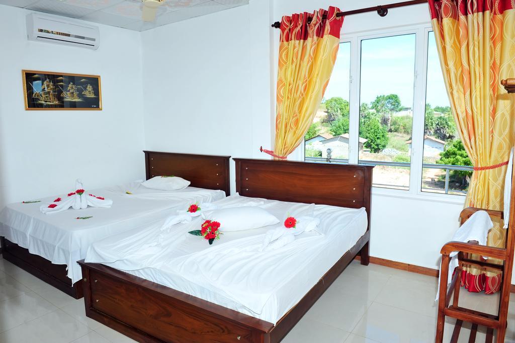 Hotel Glee Trincomalee Kültér fotó